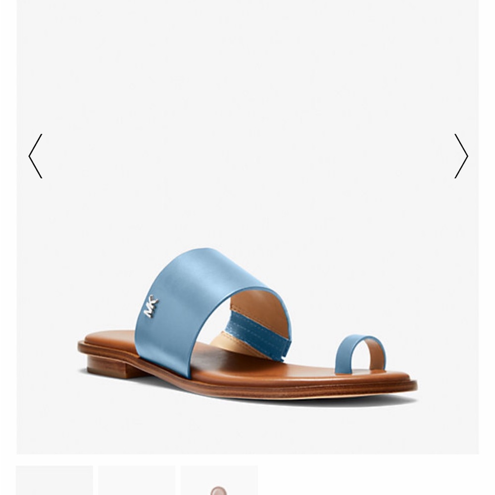 NWT MK August flat sandal size 8.5